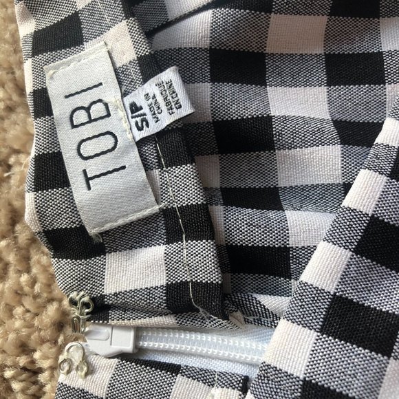 Black and White Gingham Skort - Picture 2 of 4